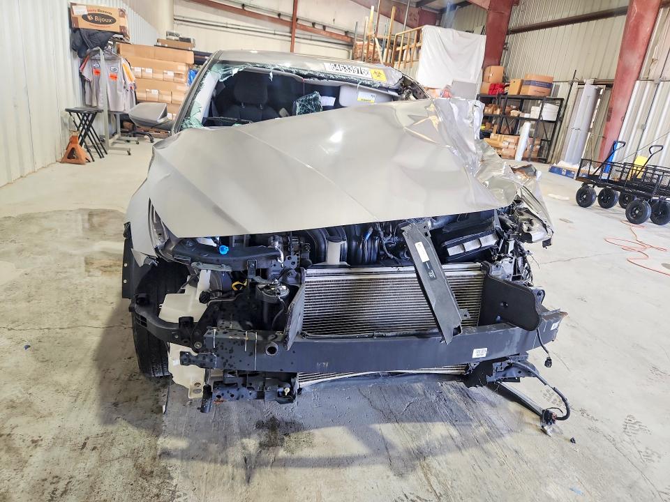 2024 Hyundai Elantra მანქანა იყიდება აუქციონზე, vin: KMHLM4DG2RU737637, აუქციონის ნომერი: 64633976