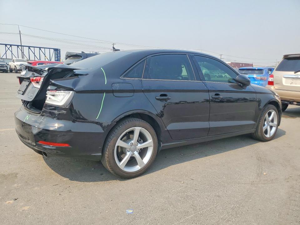 2015 Audi A3 მანქანა იყიდება აუქციონზე, vin: WAUBFGFF7F1131728, აუქციონის ნომერი: 64088556