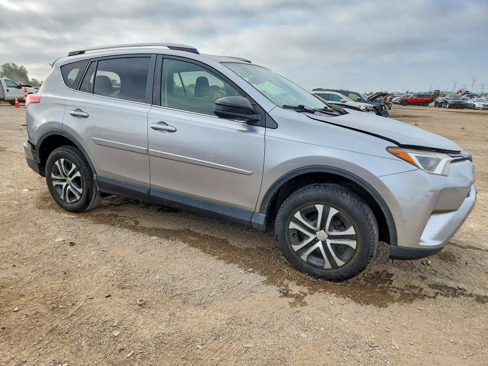 Продажа на аукционе авто 2018 Toyota Rav4, vin: JTMZFREV3JJ158343, номер лота: 66501836