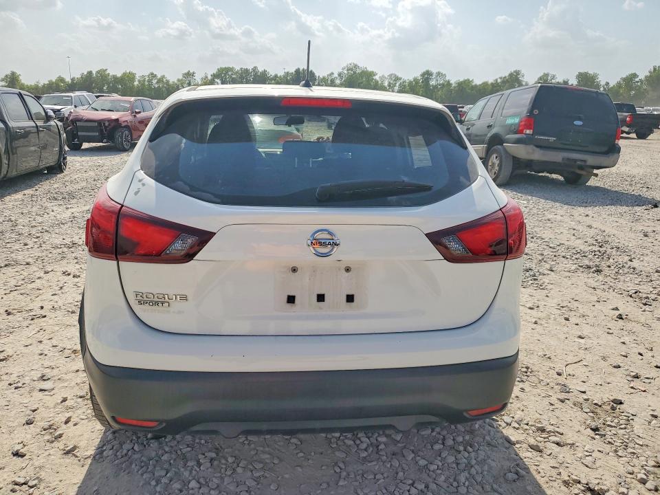 63858886 :رقم المزاد ، JN1BJ1CPXJW155581 vin ، 2018 Nissan Rogue Sport مزاد بيع