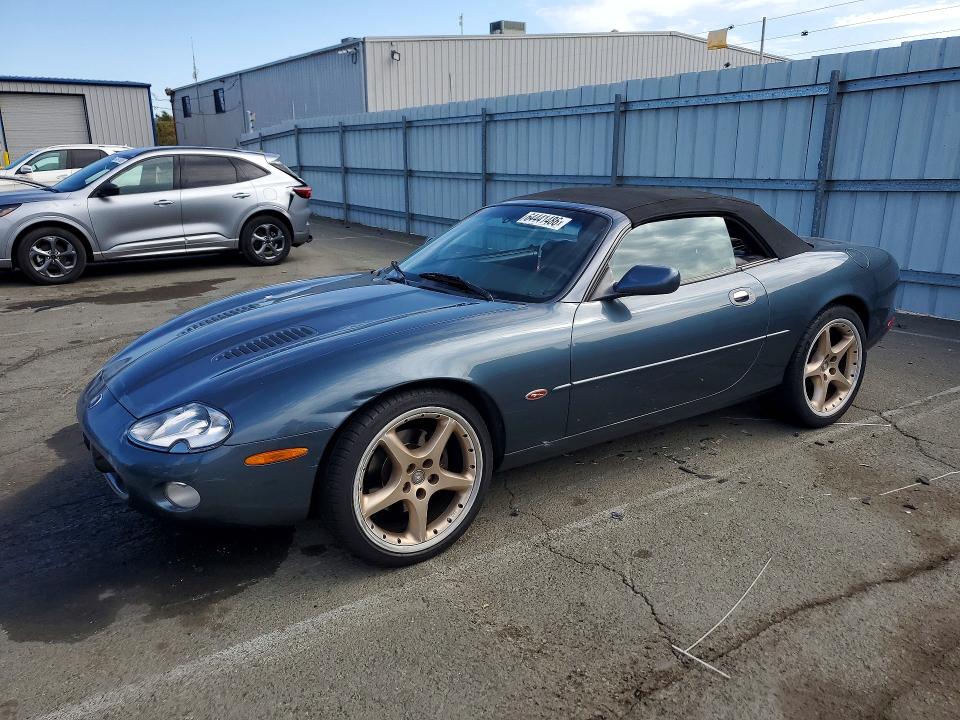 64441486 :رقم المزاد ، SAJDA42B61PA18293 vin ، 2001 Jaguar Xkr مزاد بيع