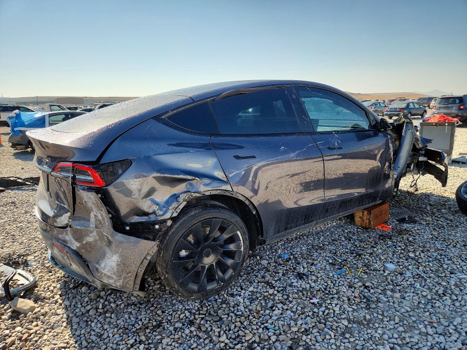 Продажа на аукционе авто 2021 Tesla Model Y, vin: 5YJYGDEE3MF086891, номер лота: 63589596