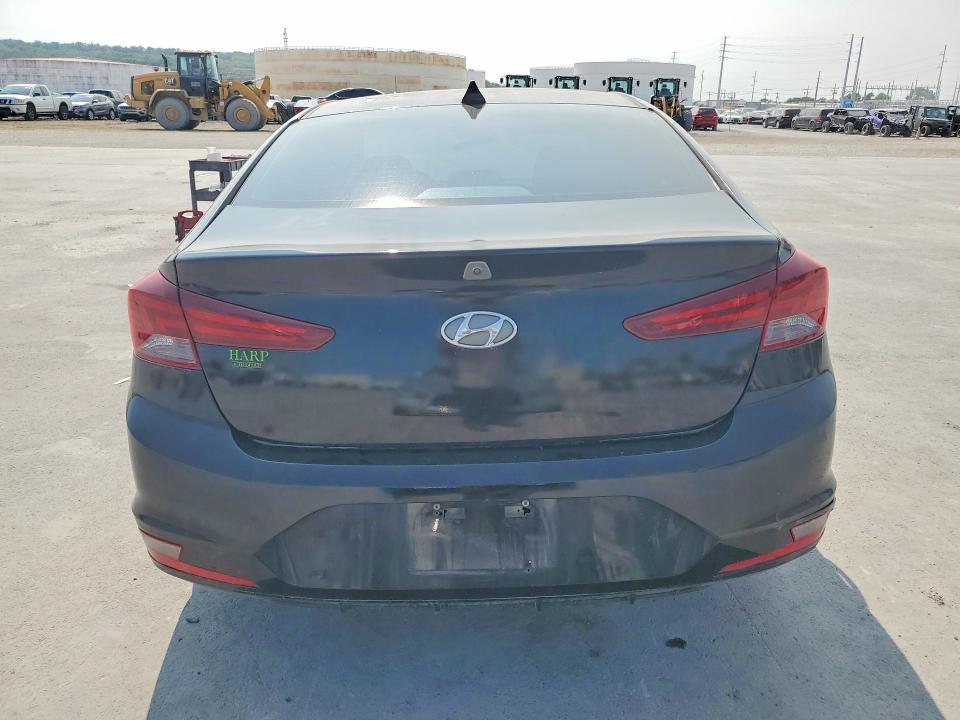 63504066 :رقم المزاد ، 5NPD84LF9LH513403 vin ، 2020 Hyundai Elantra مزاد بيع