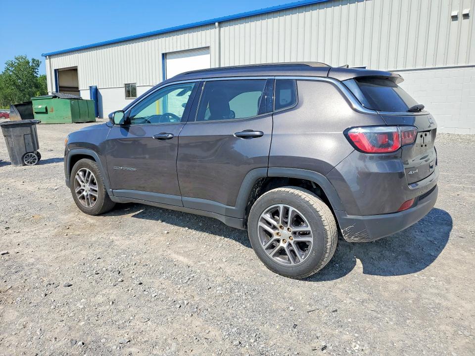 63827396 :رقم المزاد ، 3C4NJDBB9JT167843 vin ، 2018 Jeep Compass مزاد بيع