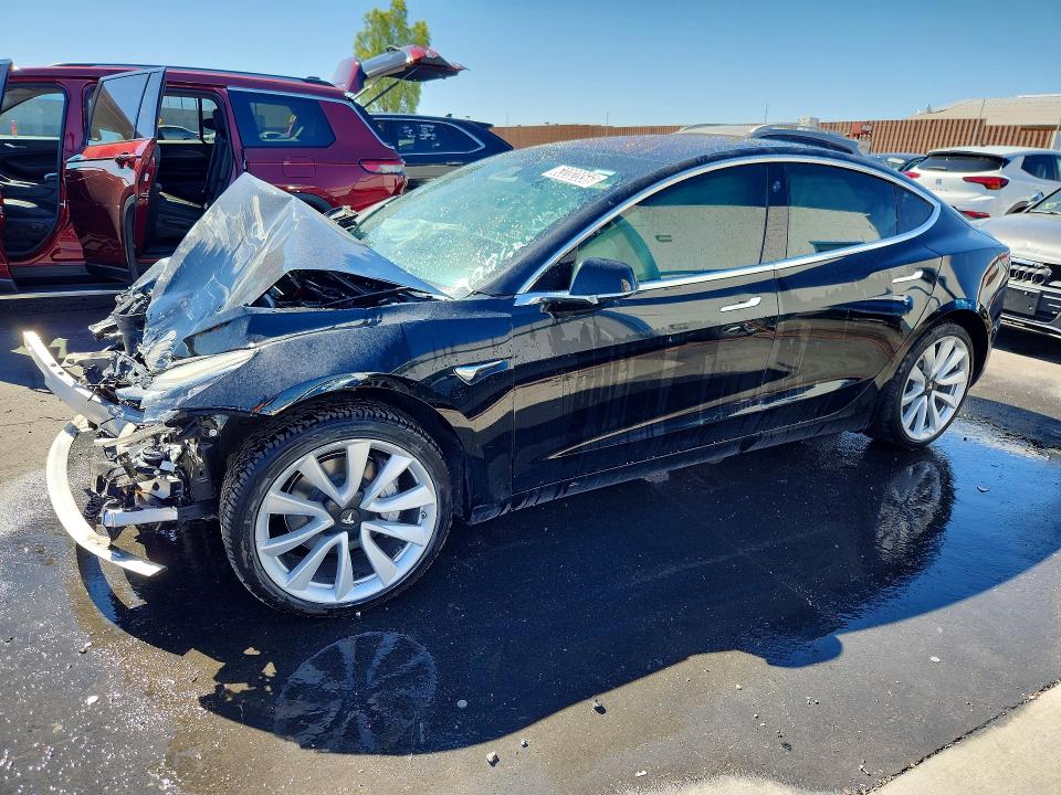 Продаж на аукціоні авто 2018 Tesla Model 3, vin: 5YJ3E1EA6JF154575, номер лоту: 63282856