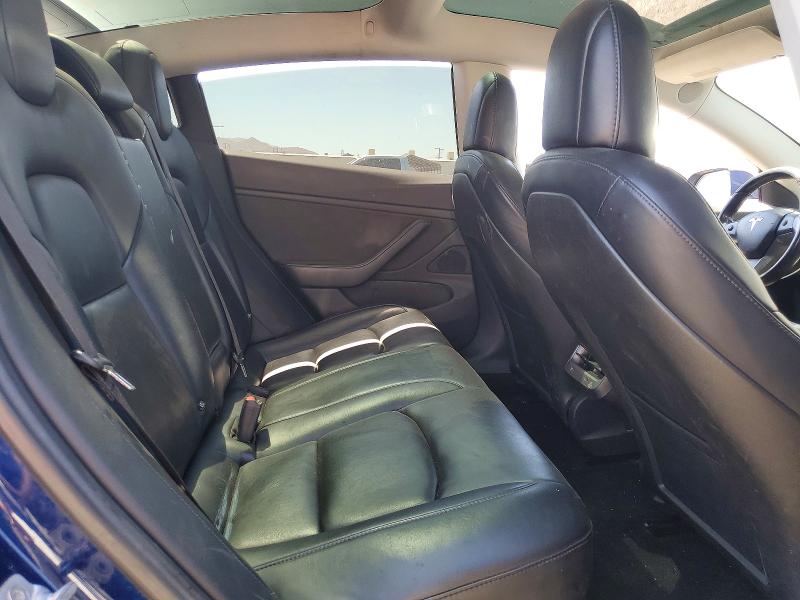65759396 :رقم المزاد ، 5YJ3E1EA1JF033386 vin ، 2018 Tesla Model 3 مزاد بيع