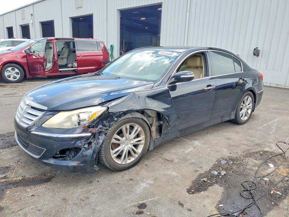Продаж на аукціоні авто 2013 Hyundai Genesis, vin: KMHGC4DD1DU221997, номер лоту: 64518096