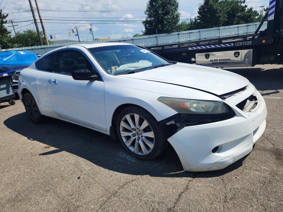 64207286 :رقم المزاد ، 1HGCS2B89AA007631 vin ، 2010 Honda Accord مزاد بيع