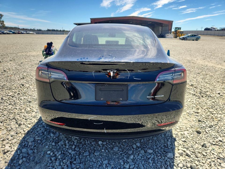 64482146 :رقم المزاد ، 5YJ3E1EB9KF197057 vin ، 2019 Tesla Model 3 مزاد بيع