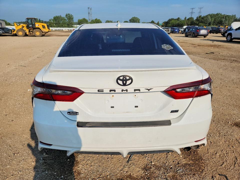 Продаж на аукціоні авто 2023 Toyota Camry, vin: 4T1G11AK2PU822914, номер лоту: 63388106