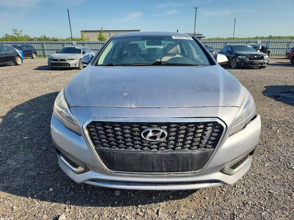 2016 Hyundai Sonata Hybrid მანქანა იყიდება აუქციონზე, vin: KMHE24L11GA008426, აუქციონის ნომერი: 65997496