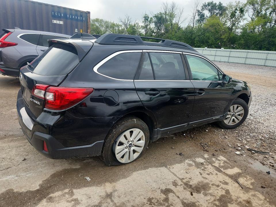 63400296 :رقم المزاد ، 4S4BSAFC5J3322798 vin ، 2018 Subaru Outback مزاد بيع