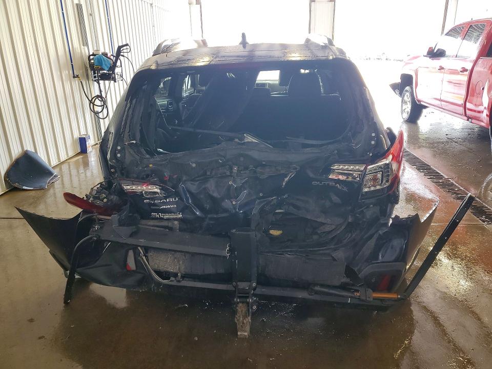 2018 Subaru Outback მანქანა იყიდება აუქციონზე, vin: 4S4BSATCXJ3247455, აუქციონის ნომერი: 65023216