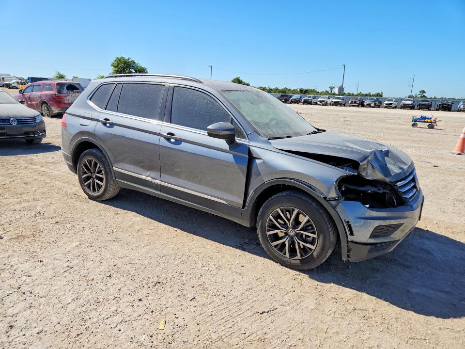 2020 Volkswagen Tiguan მანქანა იყიდება აუქციონზე, vin: 3VV3B7AX5LM038175, აუქციონის ნომერი: 65232236