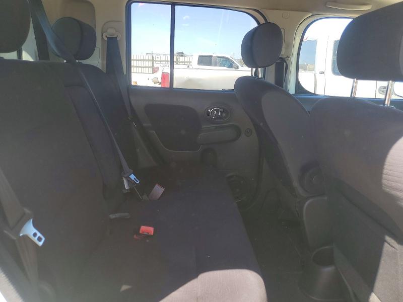67159306 :رقم المزاد ، JN8AZ2KR1AT165433 vin ، 2010 Nissan Cube مزاد بيع