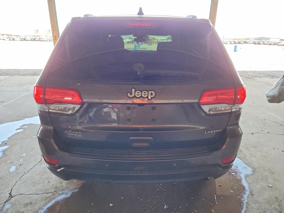 64140936 :رقم المزاد ، 1C4RJEAG8HC647799 vin ، 2017 Jeep Grand Cherokee مزاد بيع