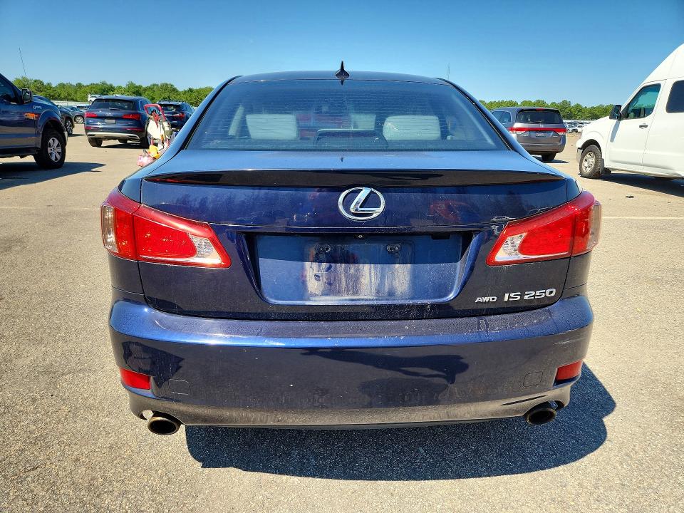 65415846 :رقم المزاد ، JTHCF5C24B5051530 vin ، 2011 Lexus Is مزاد بيع