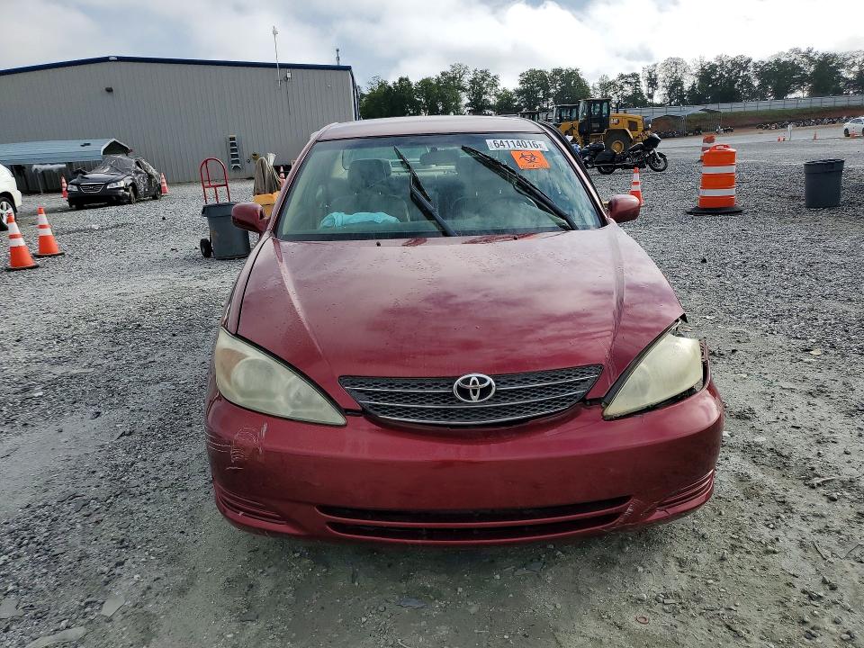 64114016 :رقم المزاد ، 4T1BE32K72U079359 vin ، 2002 Toyota Camry مزاد بيع