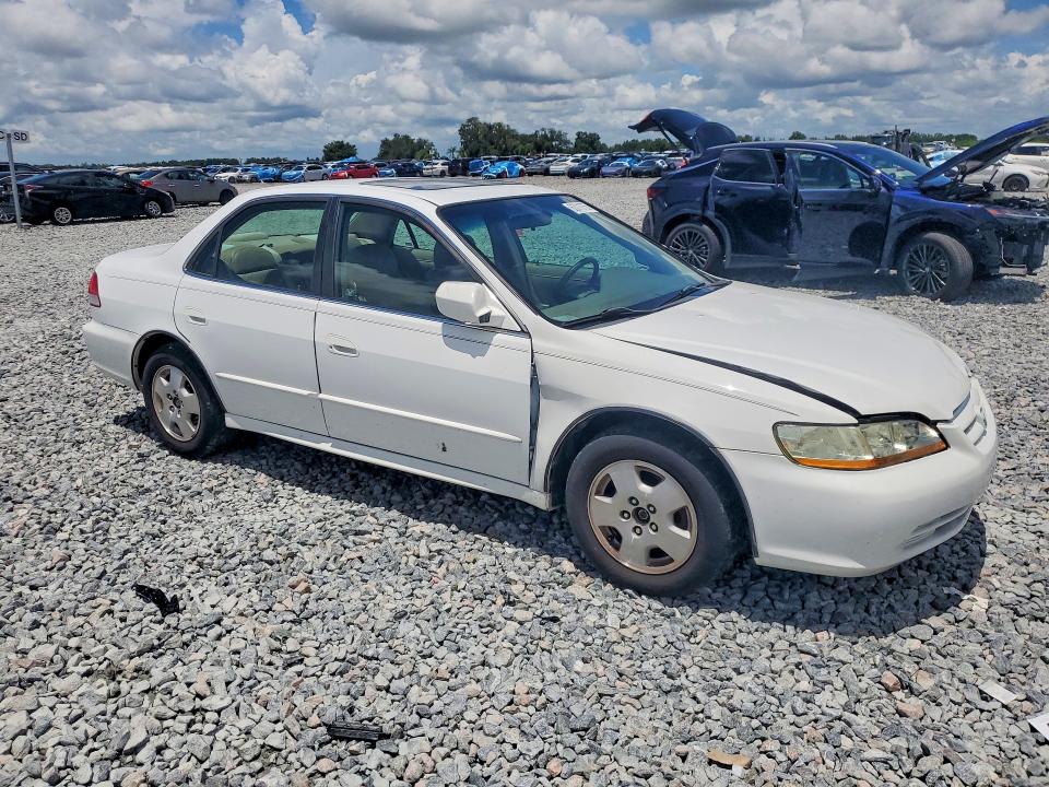 Продажа на аукционе авто 2002 Honda Accord, vin: 1HGCG16572A084172, номер лота: 63010756