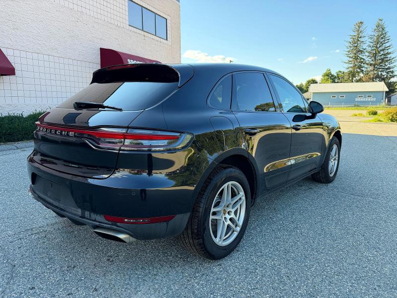65638566 :رقم المزاد ، WP1AA2A57MLB08979 vin ، 2021 Porsche Macan مزاد بيع