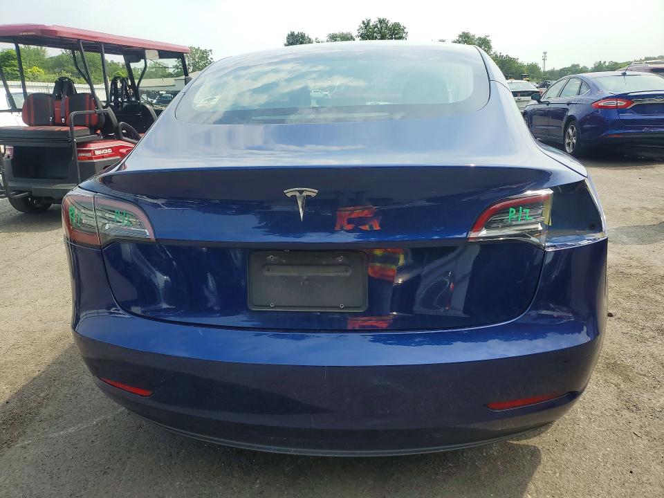 2019 Tesla Model 3 მანქანა იყიდება აუქციონზე, vin: 5YJ3E1EA1KF401034, აუქციონის ნომერი: 64404736