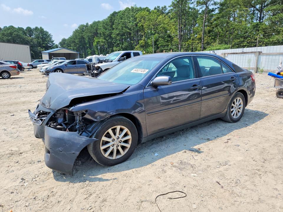 64637436 :رقم المزاد ، 4T1BF3EK1BU207006 vin ، 2011 Toyota Camry مزاد بيع