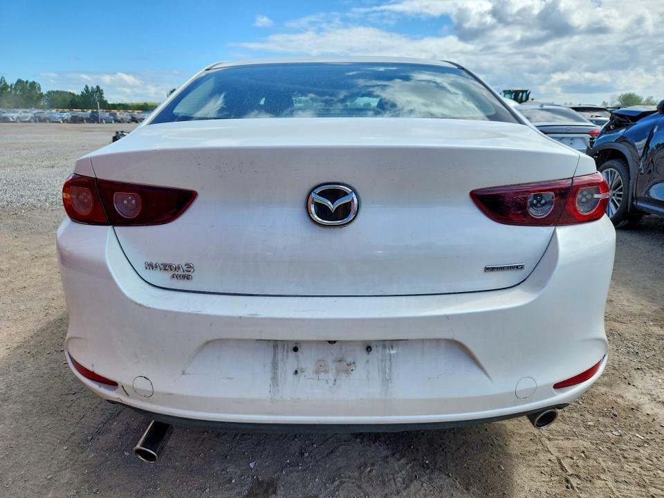 Продаж на аукціоні авто 2019 Mazda 3, vin: JM1BPBCM5K1121313, номер лоту: 64102036