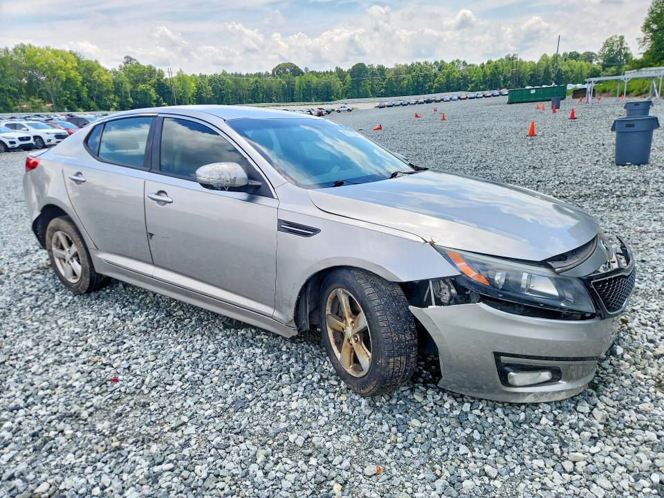63913006 :رقم المزاد ، 5XXGM4A73FG471427 vin ، 2015 Kia Optima مزاد بيع