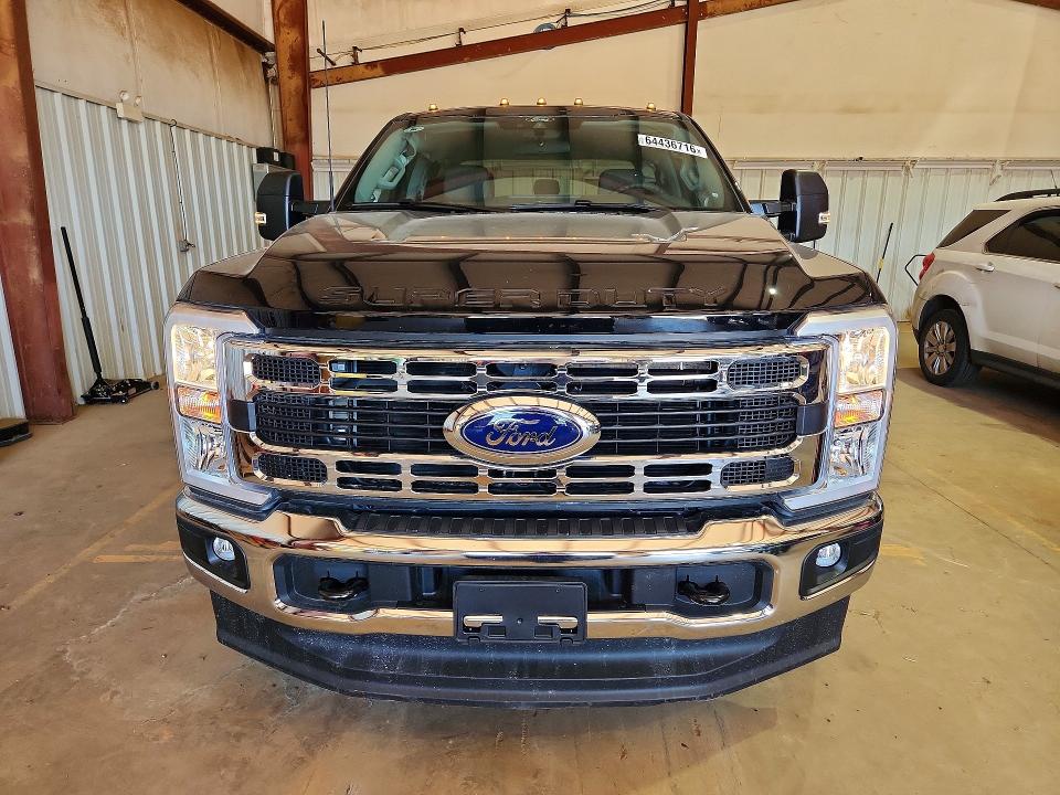 64436716 :رقم المزاد ، 1FT8W3DT8TED99030 vin ، 2026 Ford F350 مزاد بيع