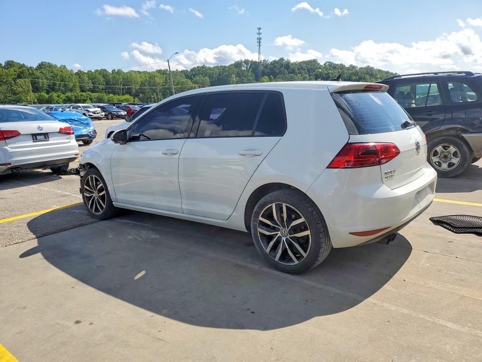 65442666 :رقم المزاد ، 3VW217AU4FM044778 vin ، 2015 Volkswagen Golf مزاد بيع