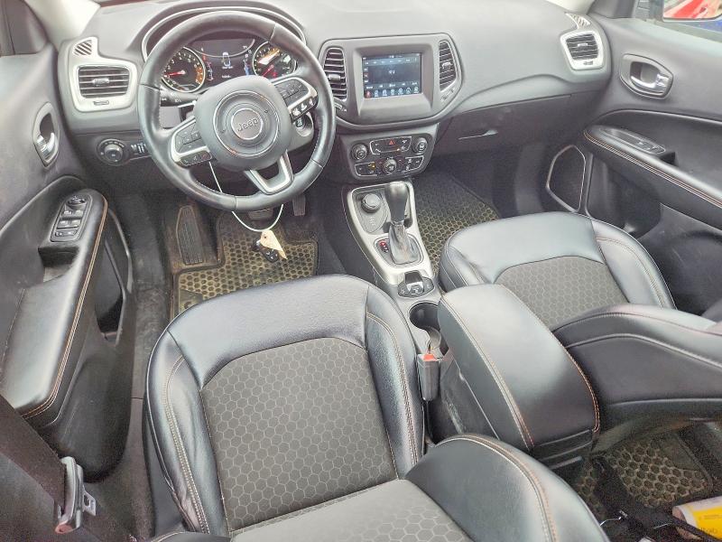 2017 Jeep Compass მანქანა იყიდება აუქციონზე, vin: 3C4NJDBB9HT692377, აუქციონის ნომერი: 64677846