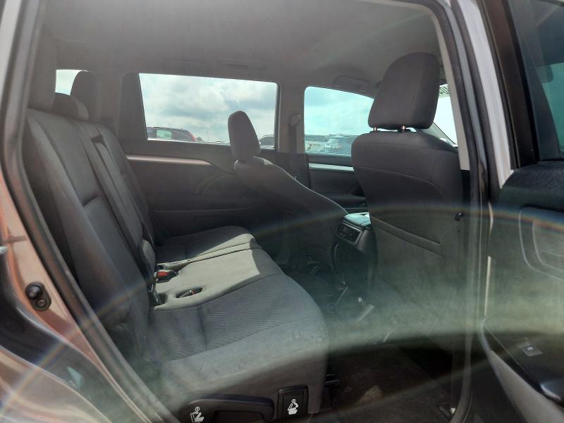 Продаж на аукціоні авто 2015 Toyota Highlander, vin: 5TDZARFH8FS009802, номер лоту: 64047616