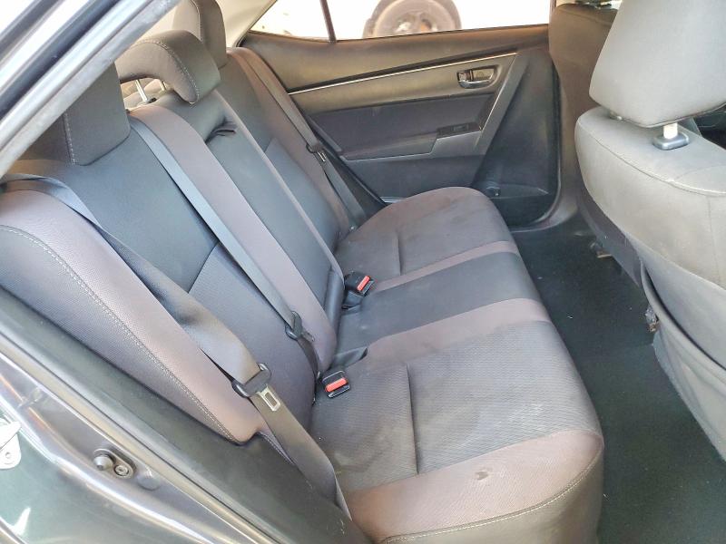 63907846 :رقم المزاد ، 2T1BURHE5JC040499 vin ، 2018 Toyota Corolla مزاد بيع