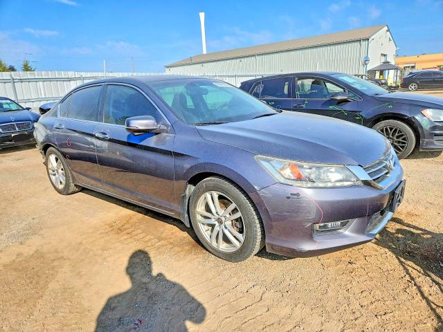 Продажа на аукционе авто 2013 Honda Accord, vin: 1HGCR2F9XDA811312, номер лота: 66045306