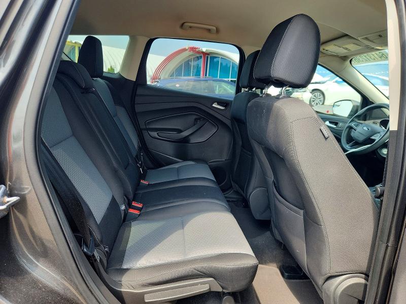 2017 Ford Escape მანქანა იყიდება აუქციონზე, vin: 1FMCU9G99HUB16405, აუქციონის ნომერი: 64131236