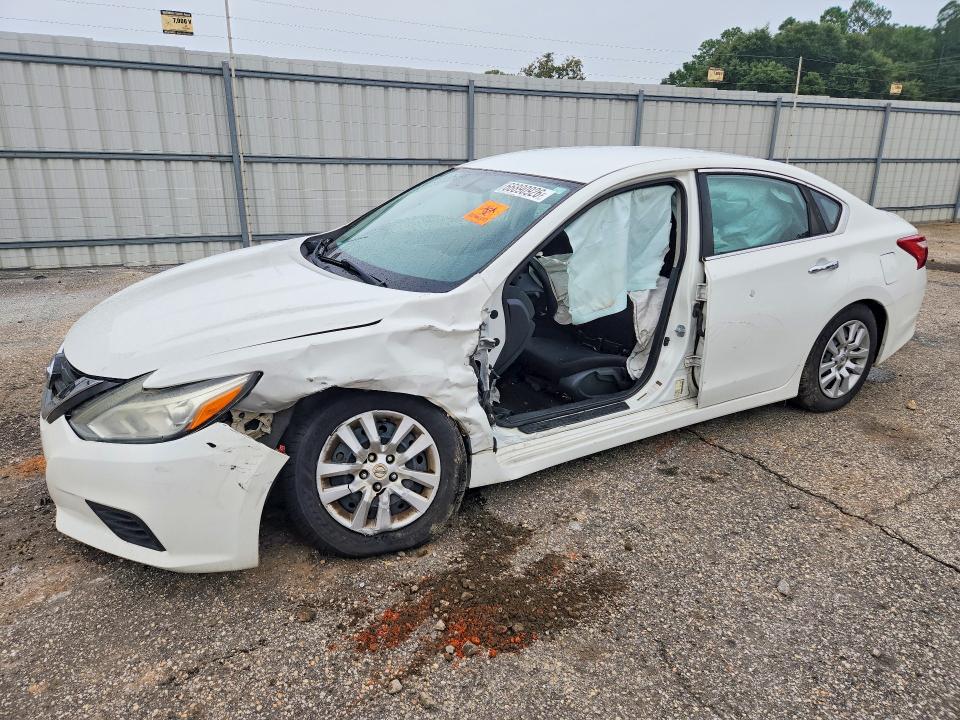 Auction sale of the 2016 Nissan Altima, vin: 1N4AL3APXGC146509, lot number: 66890926