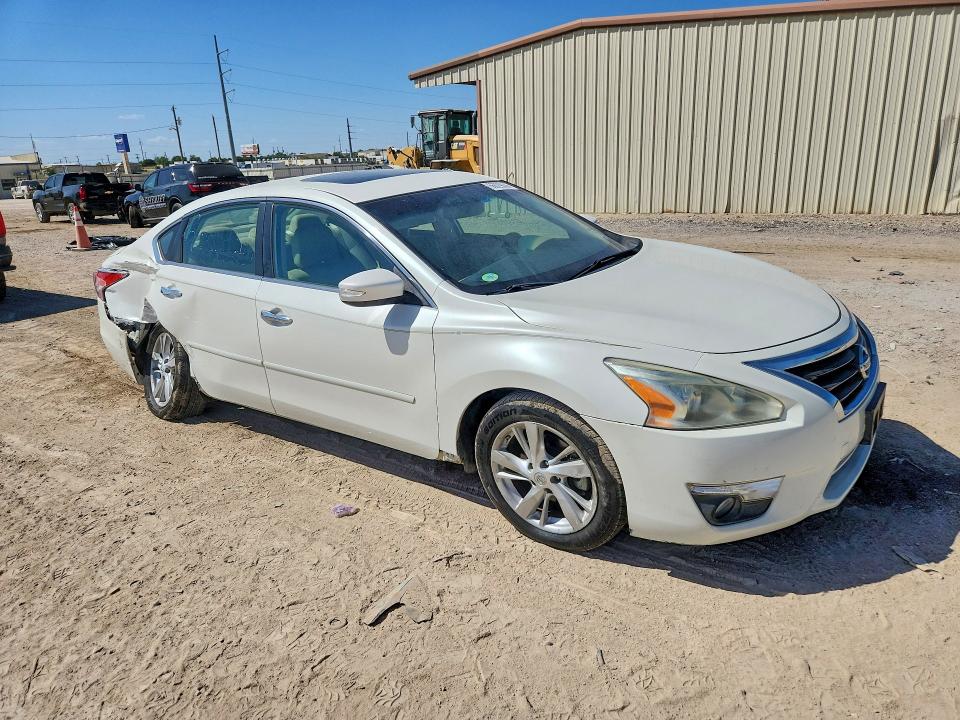 2015 Nissan Altima მანქანა იყიდება აუქციონზე, vin: 1N4AL3AP4FC259225, აუქციონის ნომერი: 66029036