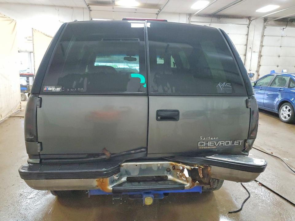 66785806 :رقم المزاد ، 1GNEK13R2XJ525959 vin ، 1999 Chevrolet Tahoe مزاد بيع