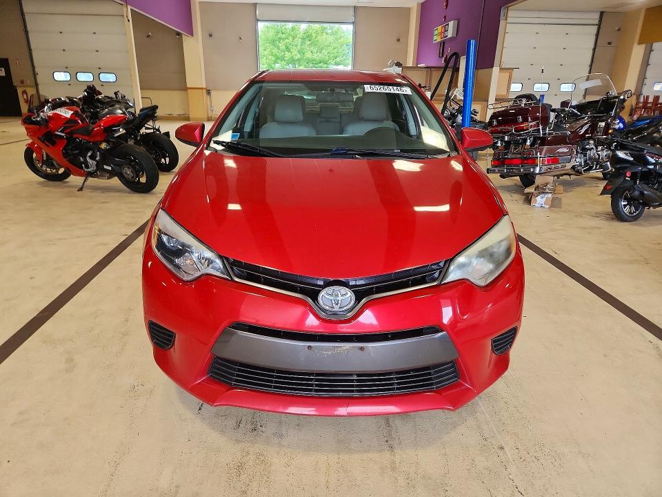 65265146 :رقم المزاد ، 2T1BURHE3FC407388 vin ، 2015 Toyota Corolla مزاد بيع