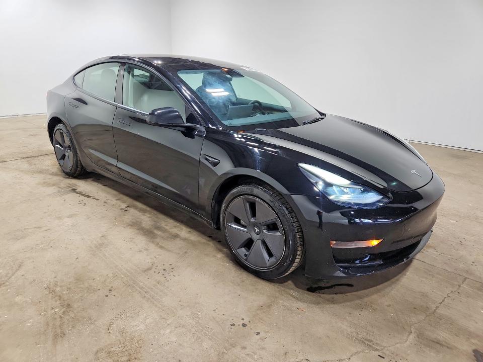 2022 Tesla Model 3 მანქანა იყიდება აუქციონზე, vin: 5YJ3E1EB4NF288788, აუქციონის ნომერი: 63677206
