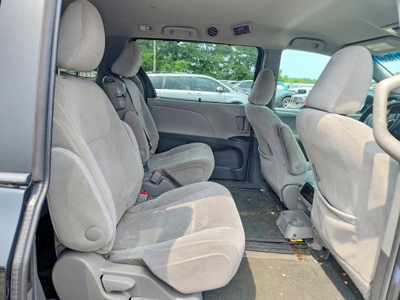 Aukcja sprzedaży 2016 Toyota Sienna, vin: 5TDKK3DC4GS752624, numer aukcji: 65111536