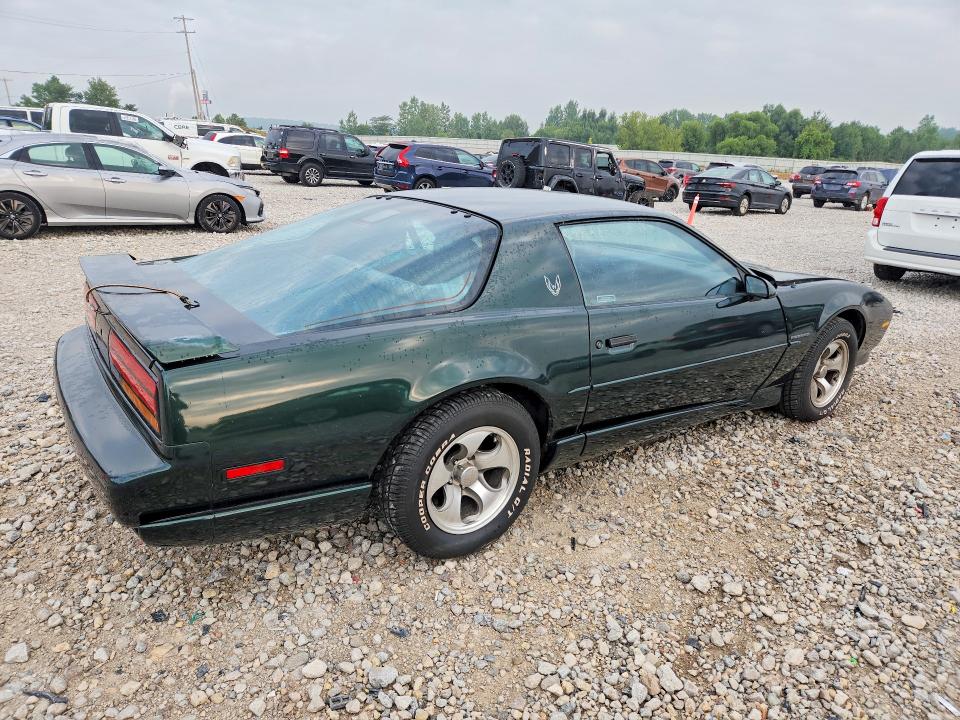 64256436 :رقم المزاد ، 1G2FS23T5NL215440 vin ، 1992 Pontiac Firebird مزاد بيع