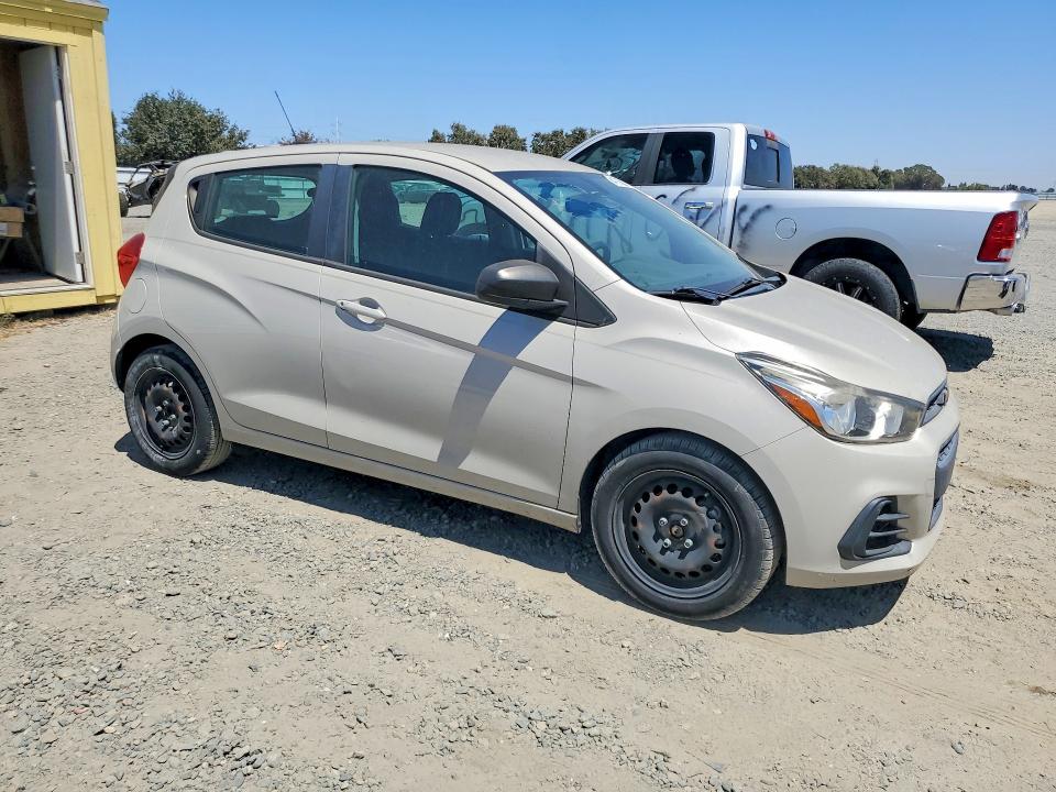 64131586 :رقم المزاد ، KL8CB6SAXHC732252 vin ، 2017 Chevrolet Spark مزاد بيع
