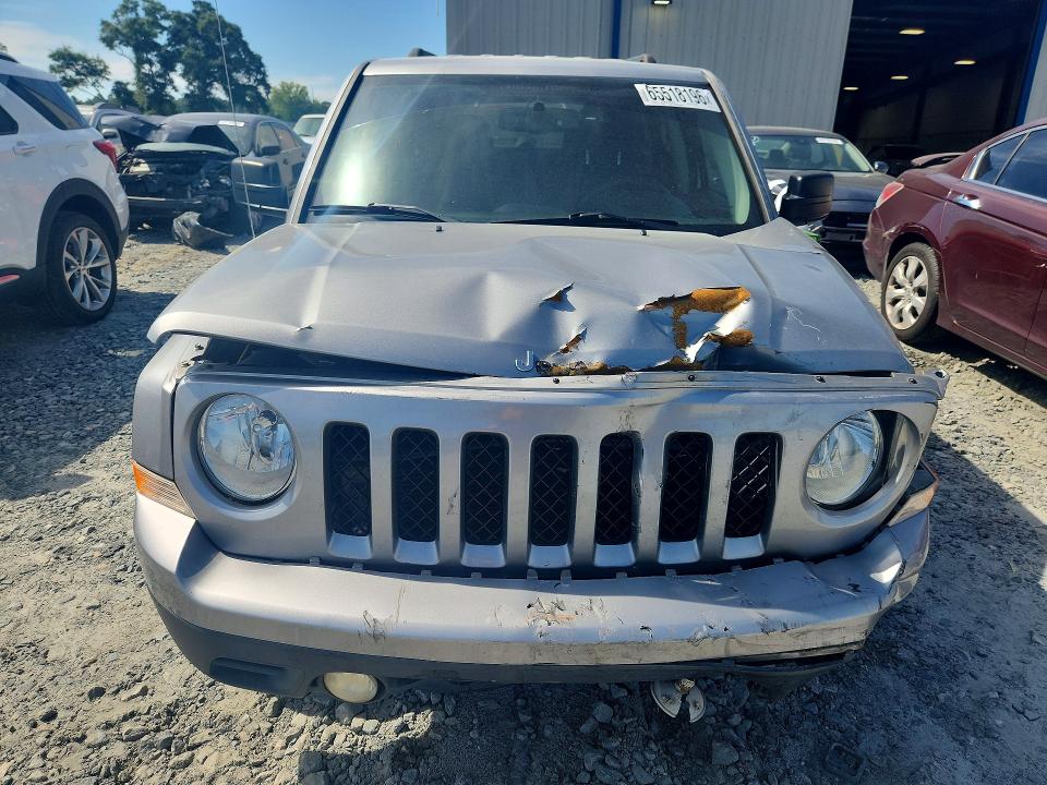 65518196 :رقم المزاد ، 1C4NJPBB0GD604175 vin ، 2016 Jeep Patriot مزاد بيع