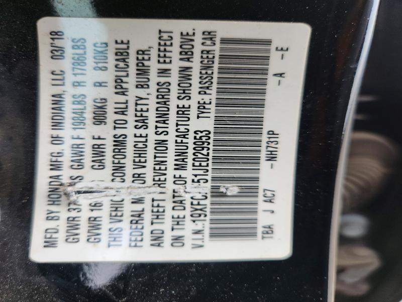 64692556 :رقم المزاد ، 19XFC2F51JE029953 vin ، 2018 Honda Civic مزاد بيع