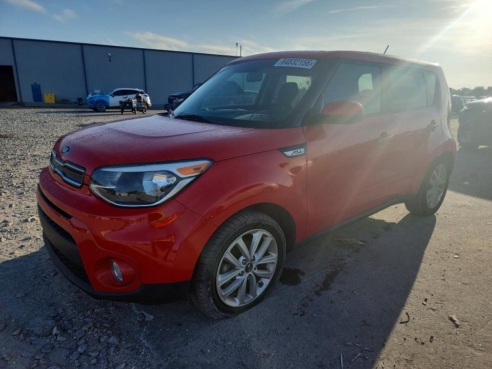 Продаж на аукціоні авто 2017 Kia Soul, vin: KNDJP3A56H7424104, номер лоту: 64832156