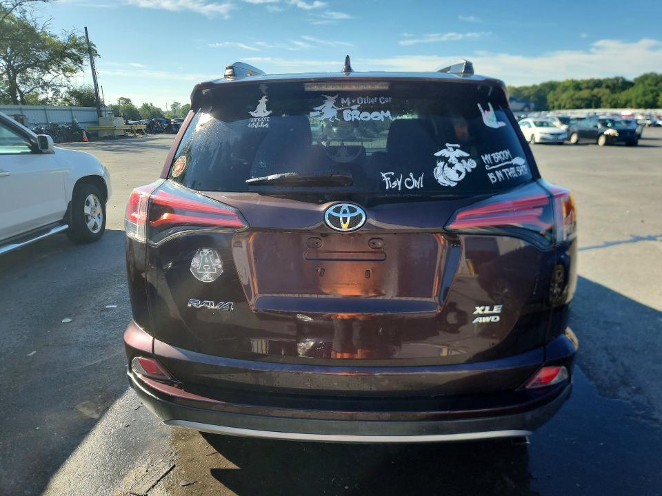 Продажа на аукционе авто 2018 Toyota Rav4, vin: 2T3RFREV9JW786635, номер лота: 65289236