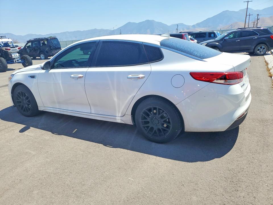 2018 Kia Optima მანქანა იყიდება აუქციონზე, vin: 5XXGT4L31JG258370, აუქციონის ნომერი: 63412556