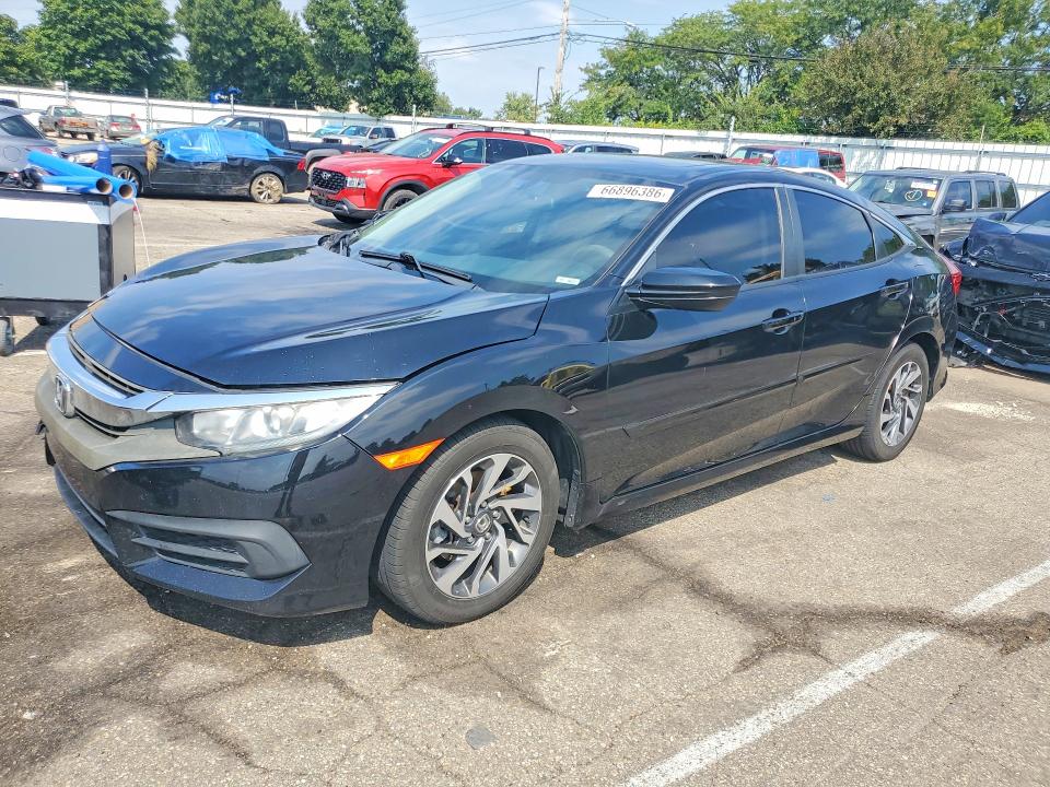 66896386 :رقم المزاد ، 19XFC2F72HE063640 vin ، 2017 Honda Civic مزاد بيع