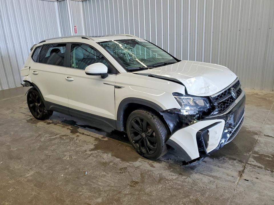 Продаж на аукціоні авто 2024 Volkswagen Taos, vin: 3VVEX7B23RM114675, номер лоту: 64254956